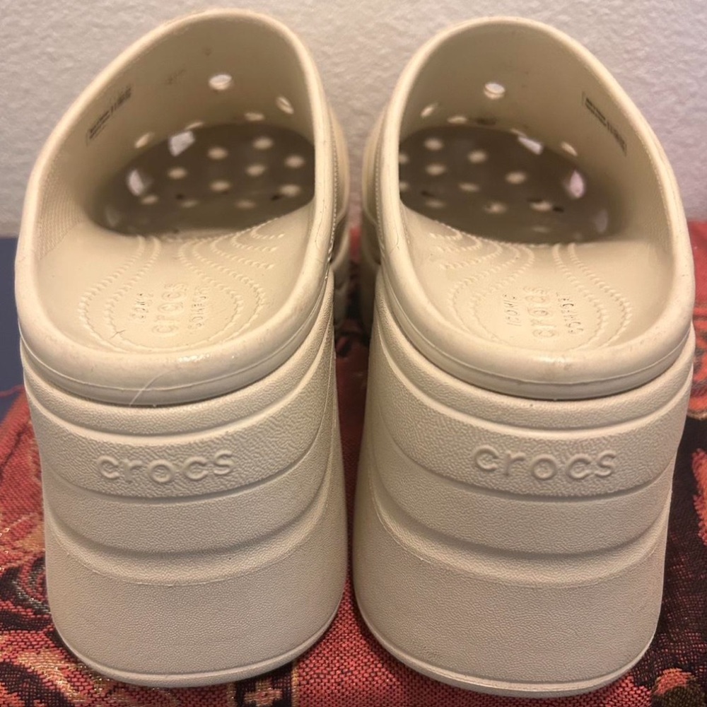 Crocs Cream Platform Clogs - Picture 4 of 4